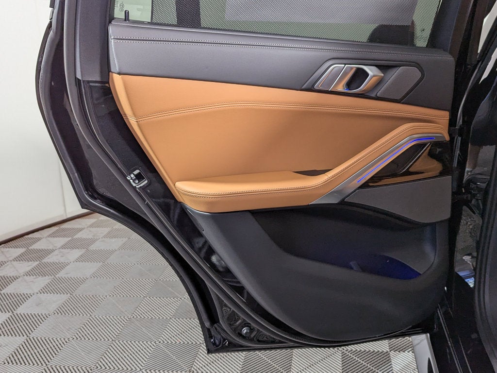 2027 BMW X6 xDrive40i