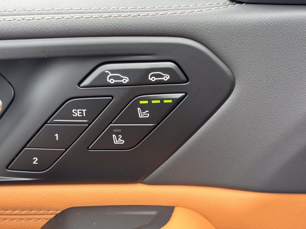 2027 BMW X6 xDrive40i