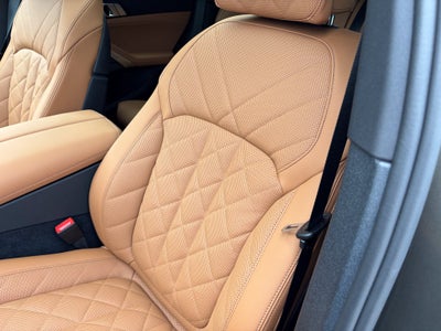 2027 BMW X6 xDrive40i
