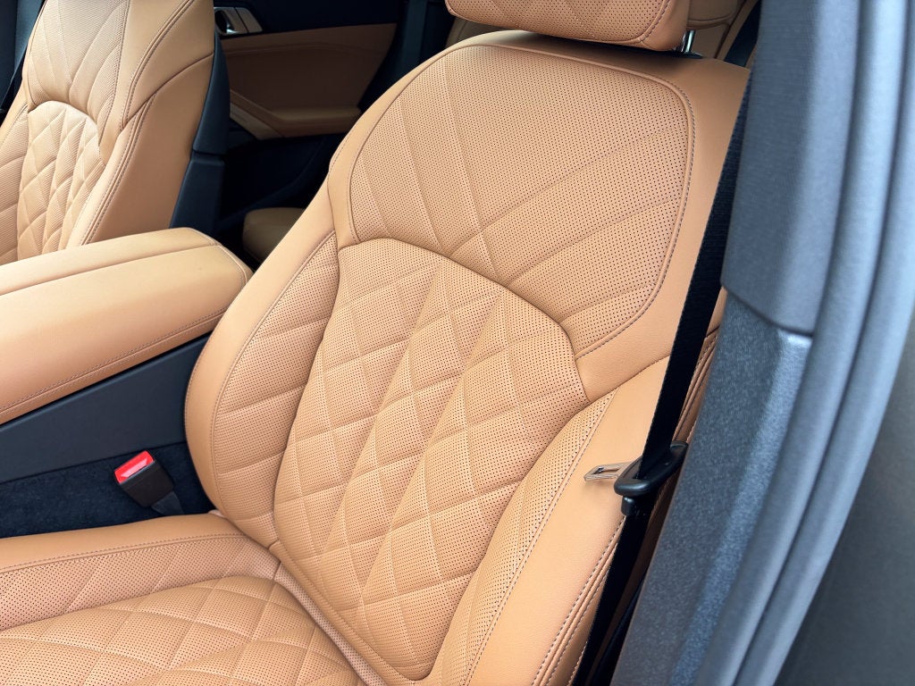 2027 BMW X6 xDrive40i