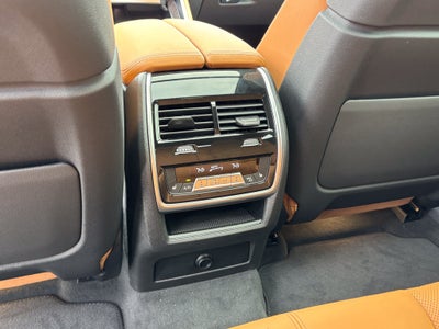 2027 BMW X6 xDrive40i
