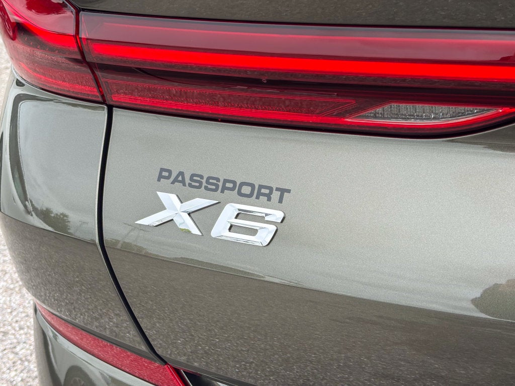 2027 BMW X6 xDrive40i