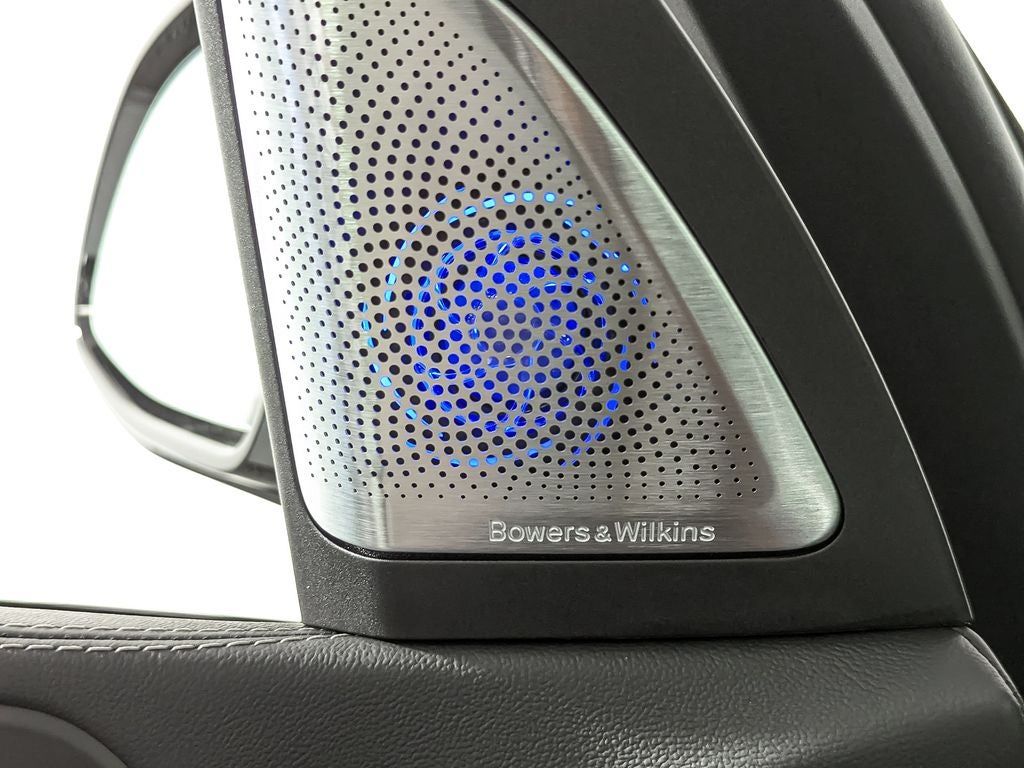 2026 BMW X7 ALPINA XB7