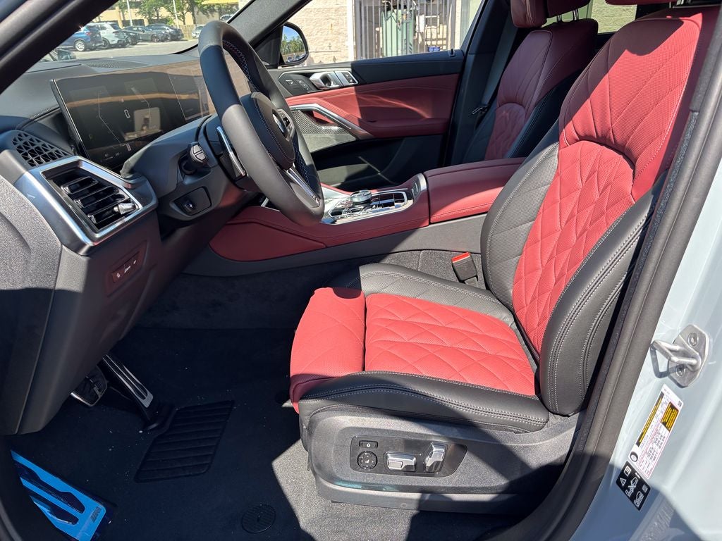 2027 BMW X6 M60i