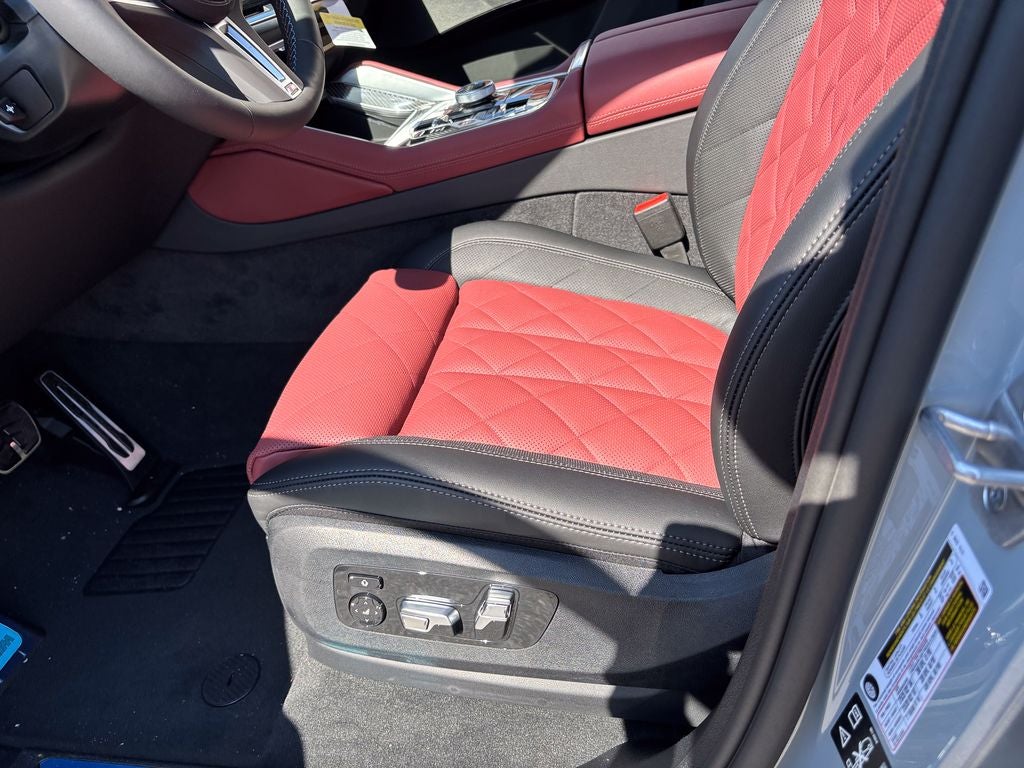 2027 BMW X6 M60i
