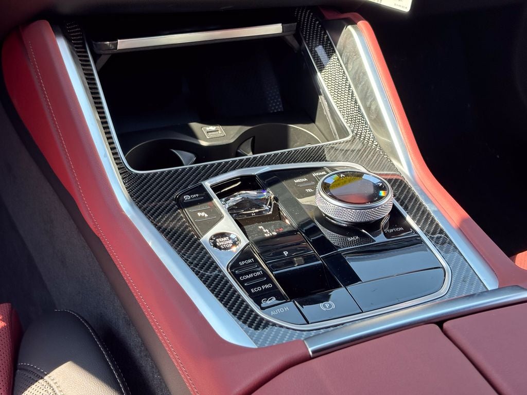 2027 BMW X6 M60i