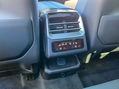 2027 BMW X5 40 xDrive
