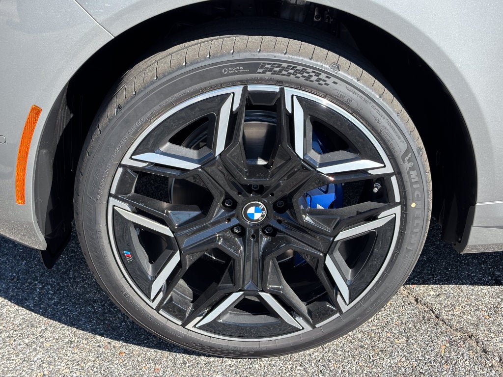 2027 BMW X5 Base