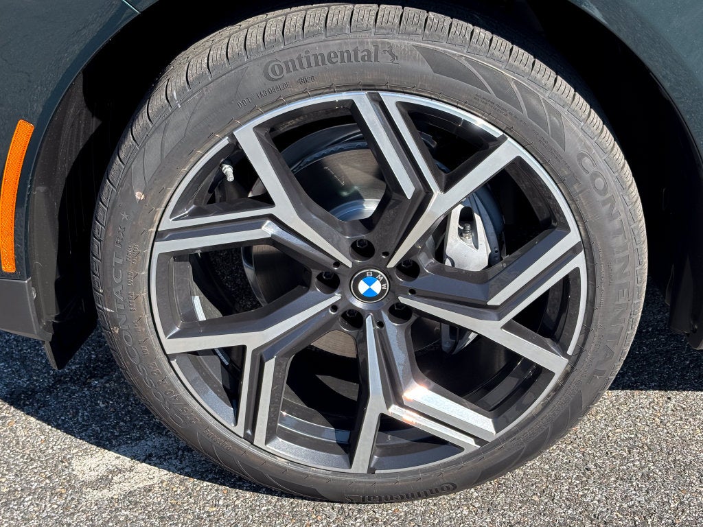 2027 BMW X5 40 xDrive