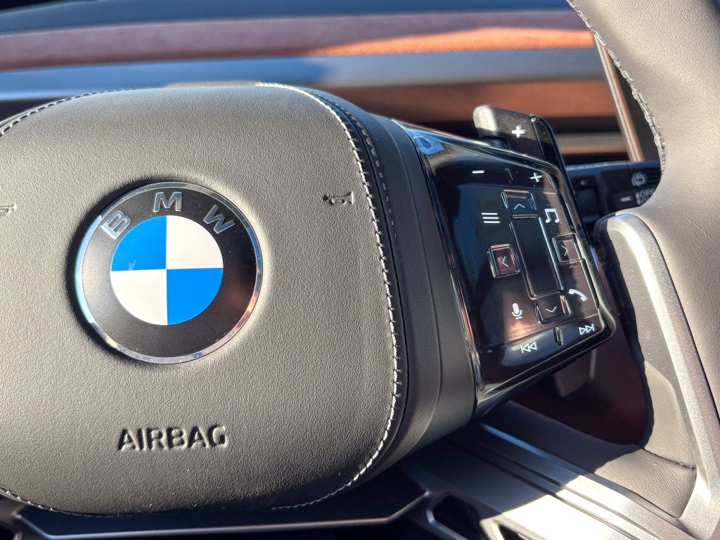 2027 BMW X5 40 xDrive