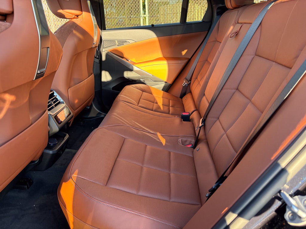 2027 BMW X5 40 xDrive