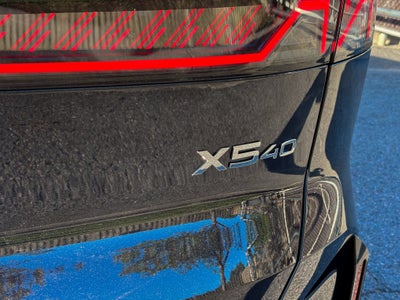 2027 BMW X5 40 xDrive