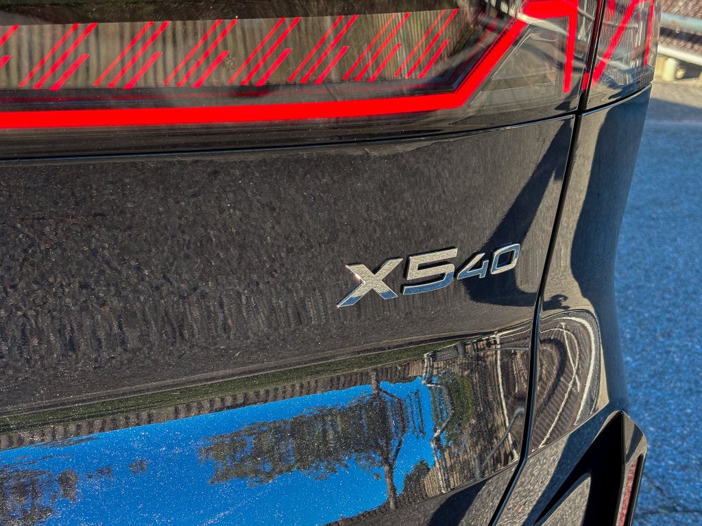 2027 BMW X5 40 xDrive