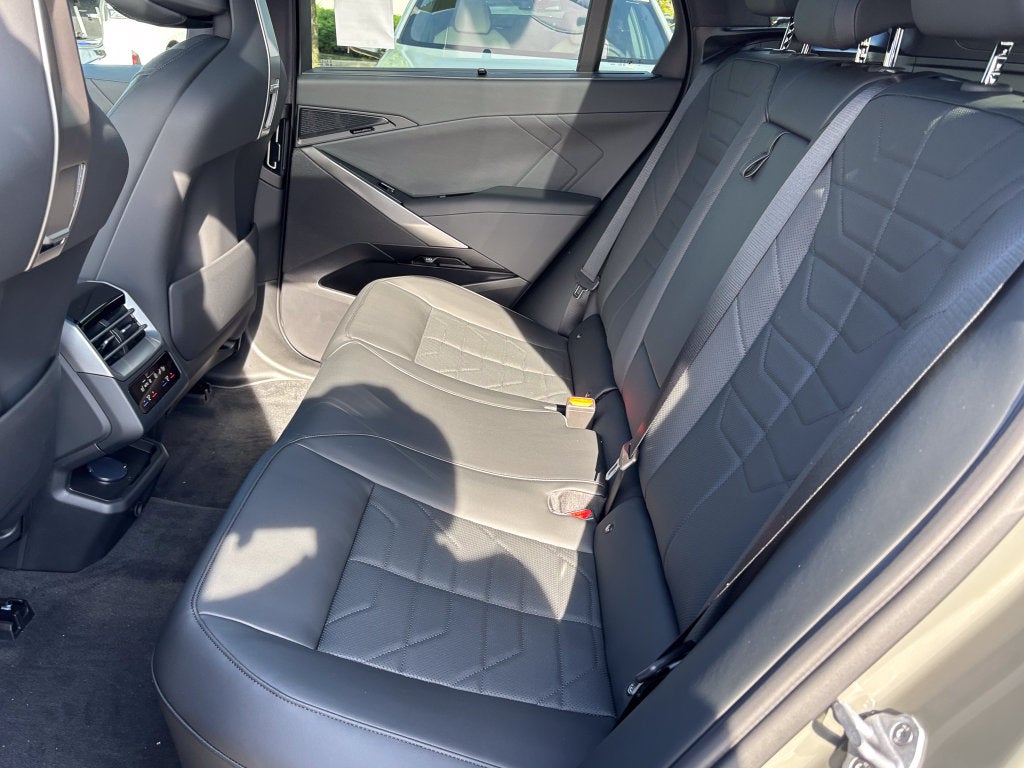 2027 BMW X5 40 xDrive
