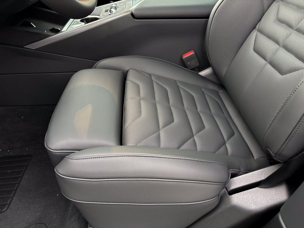 2027 BMW X5 Base