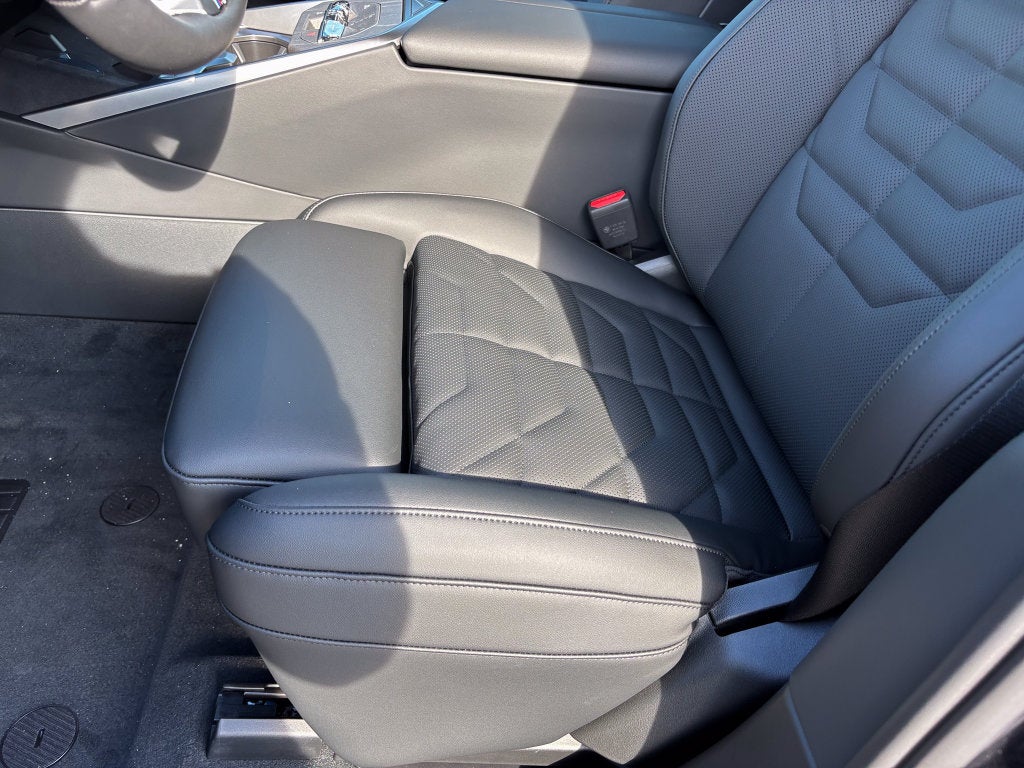 2027 BMW X5 Base