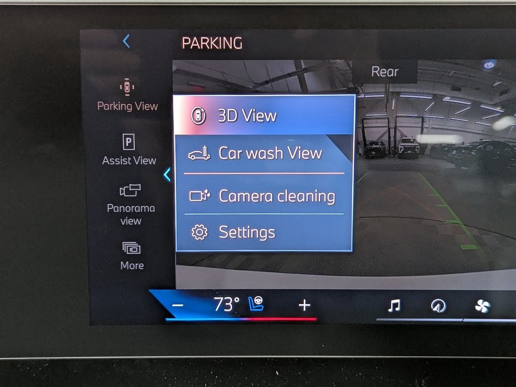 2027 BMW 550e 550e xDrive