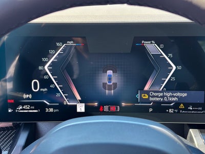 2027 BMW 550e Base