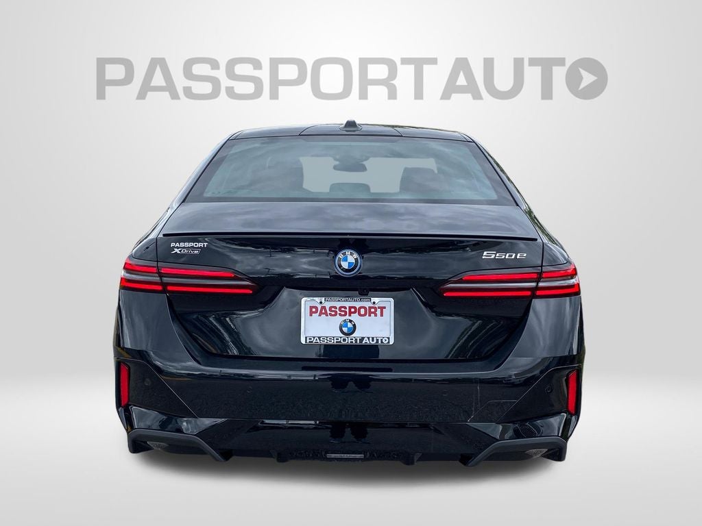2027 BMW 5 Series 550e xDrive