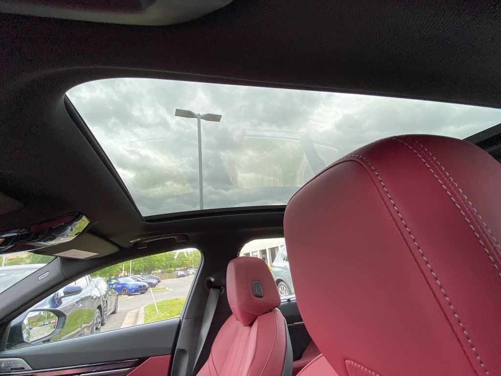 2027 BMW 5 Series 550e xDrive