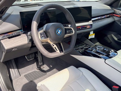 2026 BMW 5 Series 550e xDrive