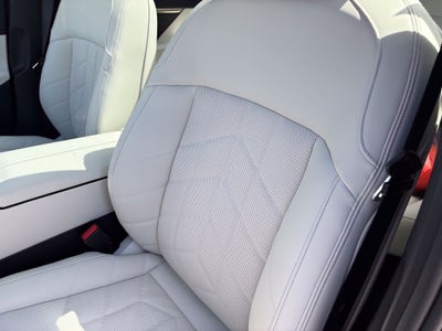 2026 BMW 5 Series 550e xDrive