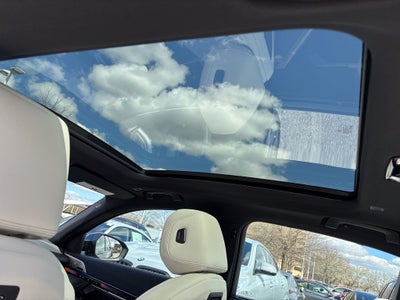 2026 BMW 5 Series 550e xDrive