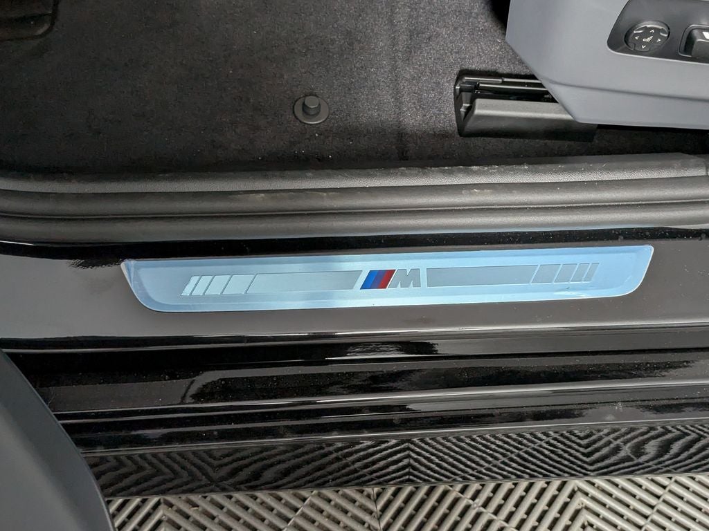 2027 BMW 5 Series 550e xDrive