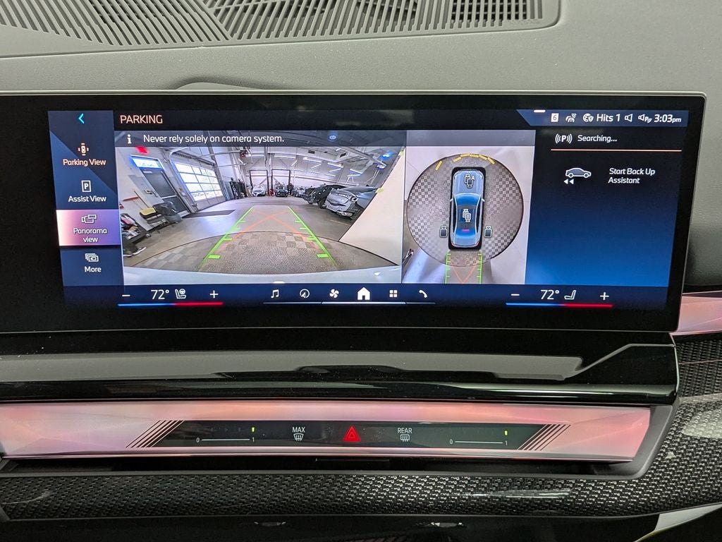 2027 BMW 550e Base