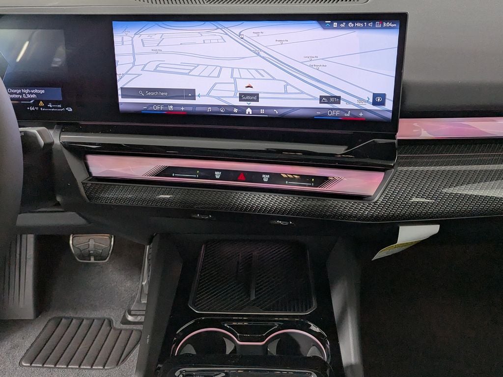 2027 BMW 550e Base
