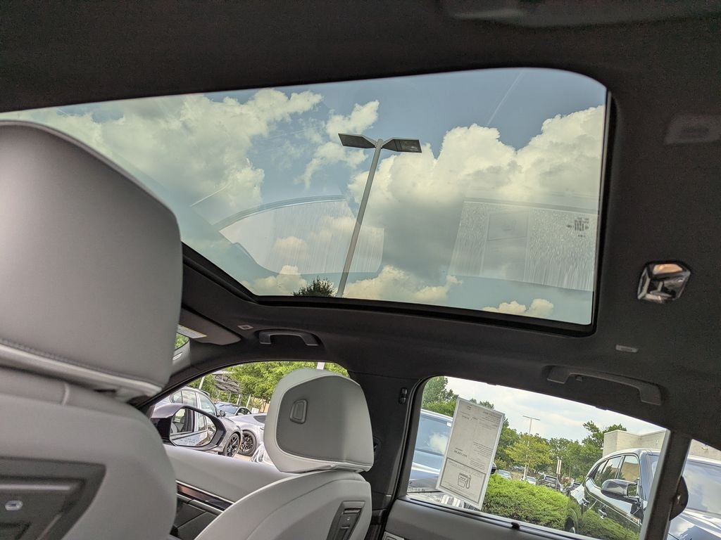 2027 BMW 5 Series 550e xDrive