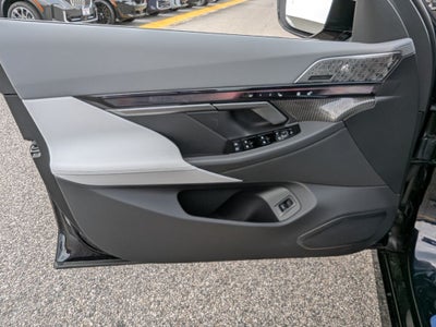 2027 BMW 5 Series 550e xDrive