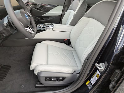 2027 BMW 5 Series 550e xDrive