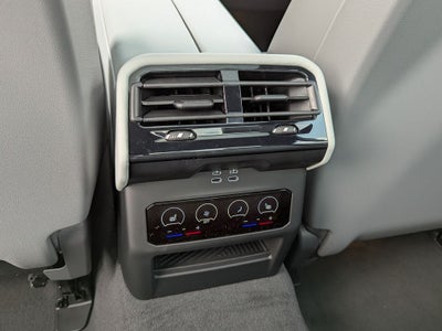 2027 BMW 5 Series 550e xDrive