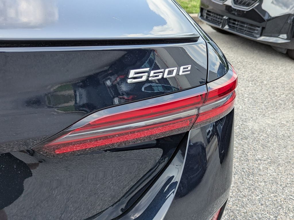 2027 BMW 5 Series 550e xDrive