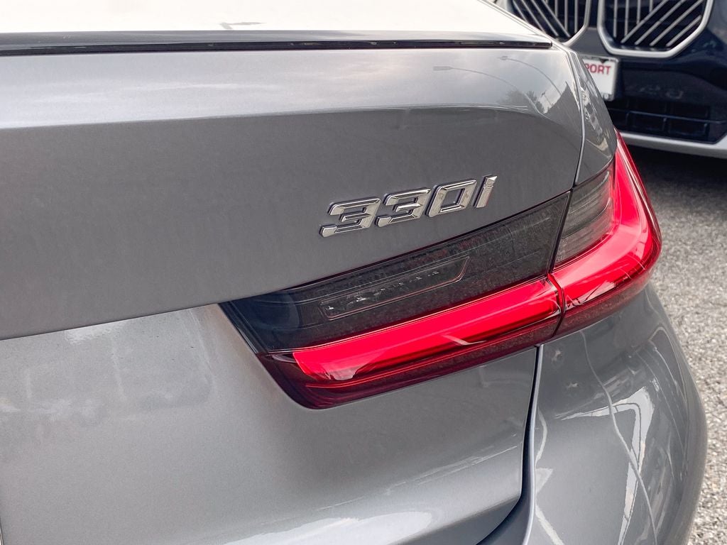 2026 BMW 3 Series 330i xDrive