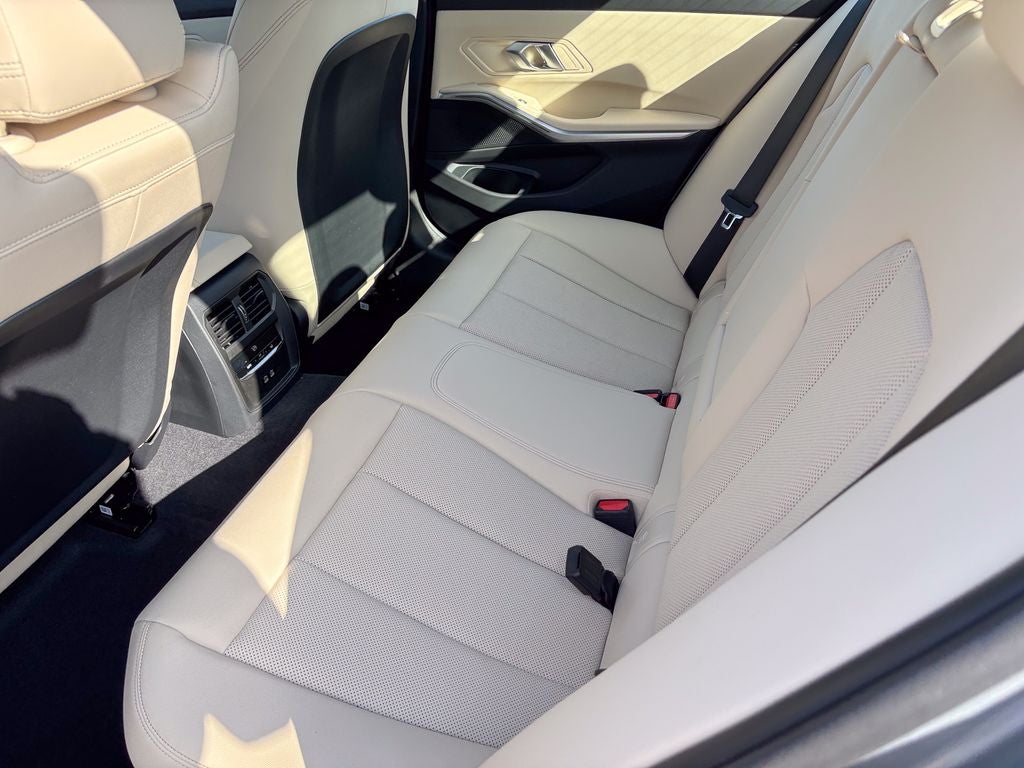 2026 BMW 3 Series 330i xDrive
