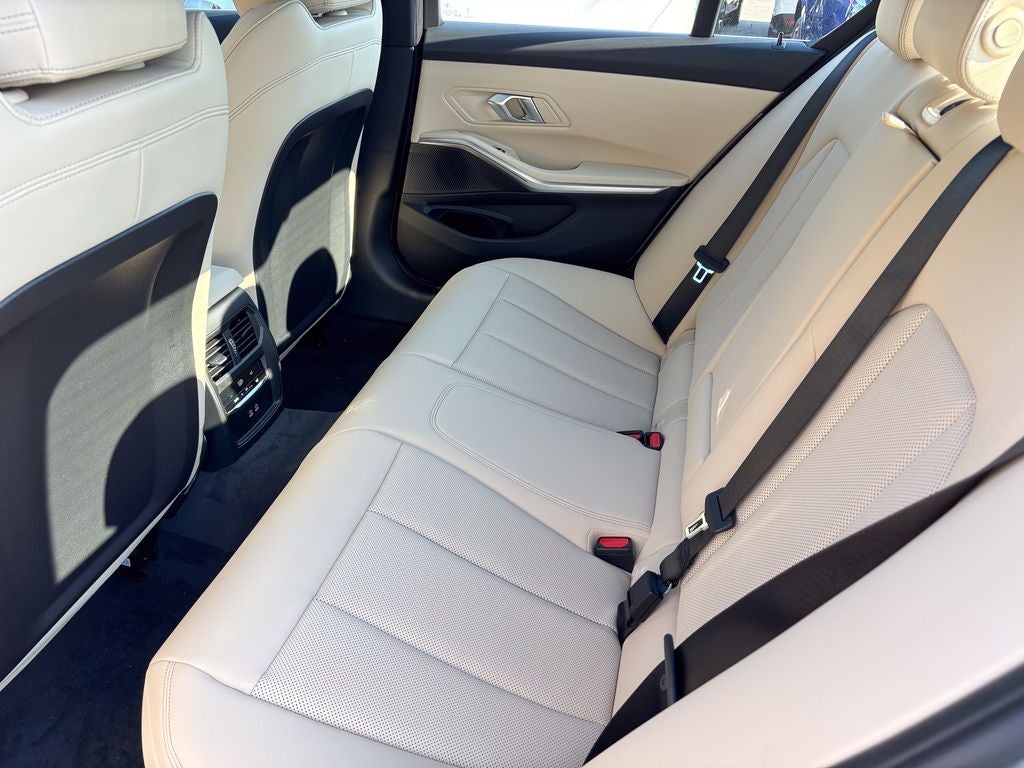 2026 BMW 3 Series 330i xDrive