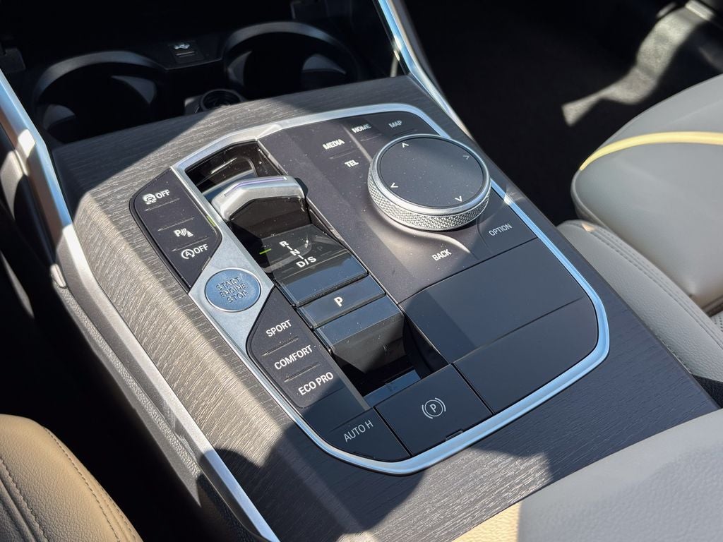 2026 BMW 3 Series 330i xDrive