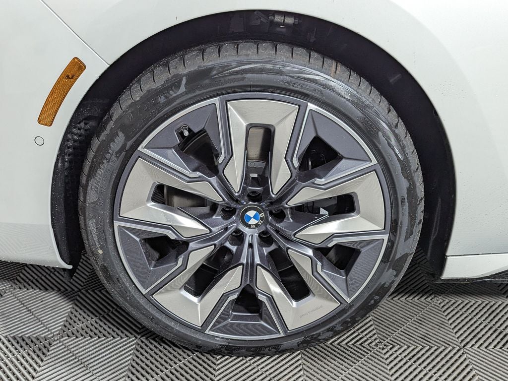 2026 BMW 7 Series 740i xDrive