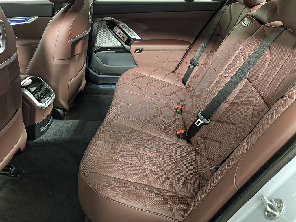 2026 BMW 7 Series 740i xDrive