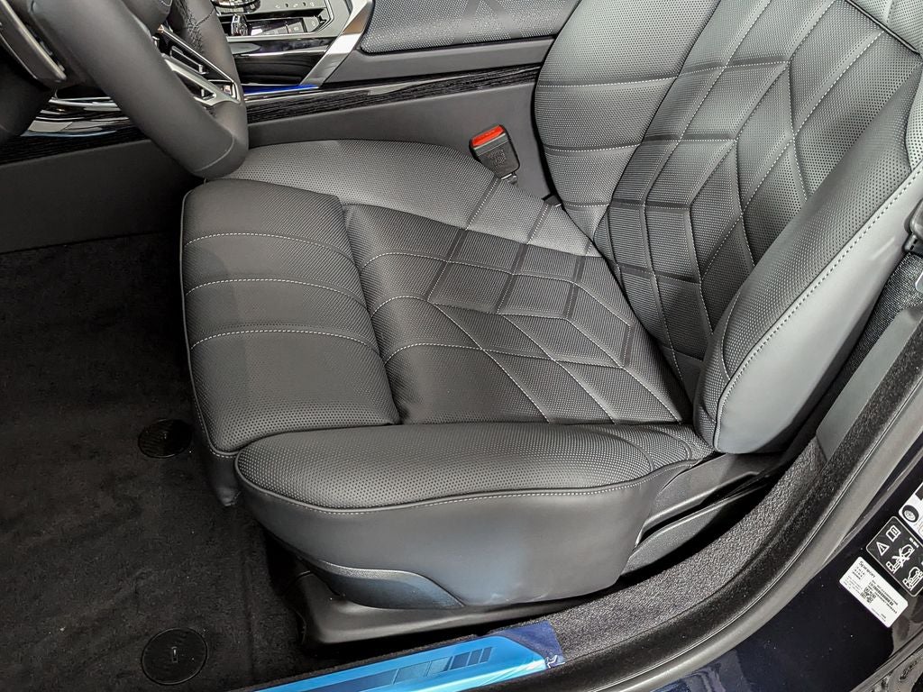 2026 BMW 7 Series 760i xDrive