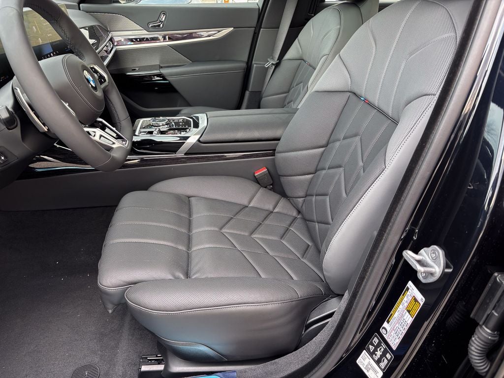 2026 BMW 7 Series 760i xDrive
