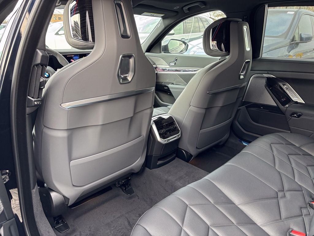 2026 BMW 7 Series 760i xDrive