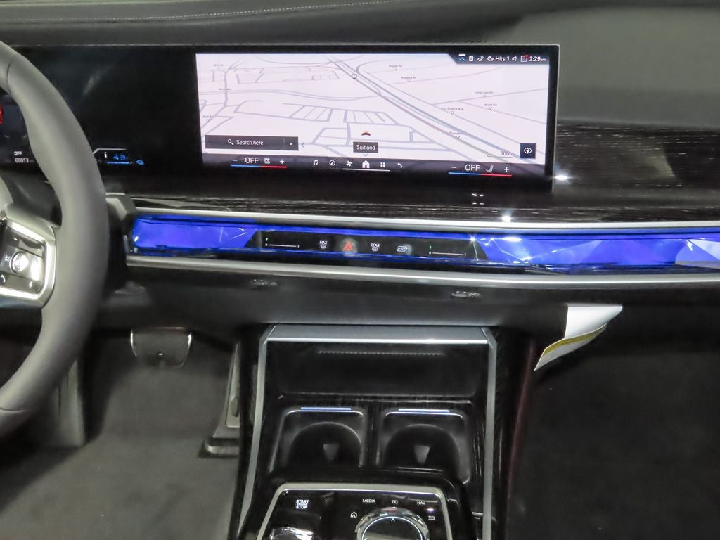 2025 BMW 7 Series 750e xDrive