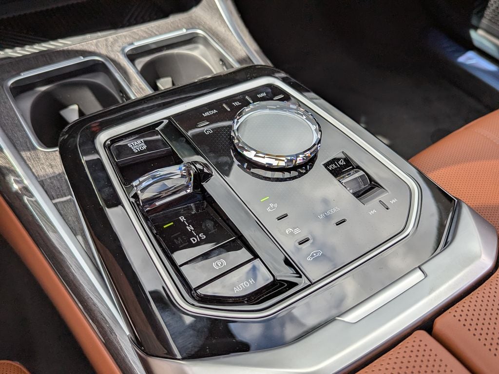 2026 BMW 7 Series 750e xDrive