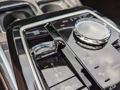 2026 BMW 7 Series 750e xDrive
