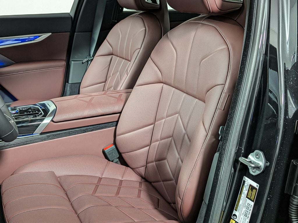 2026 BMW 7 Series 750e xDrive