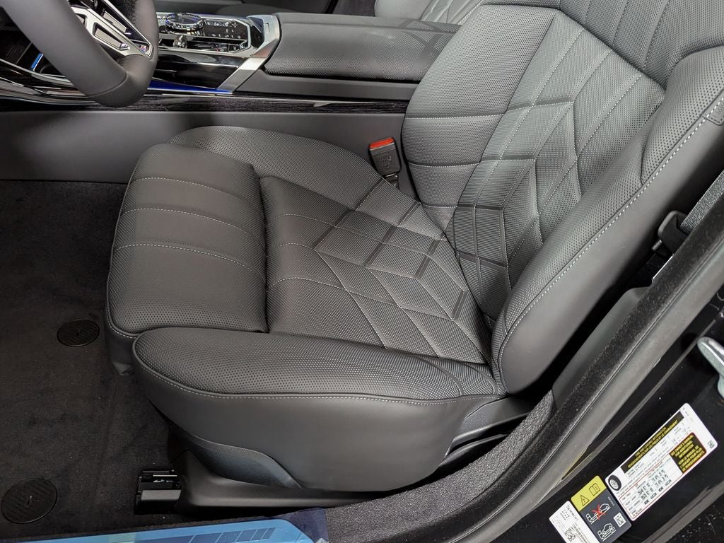 2026 BMW 7 Series 750e xDrive