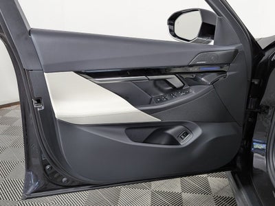 2025 BMW 5 Series 530i xDrive